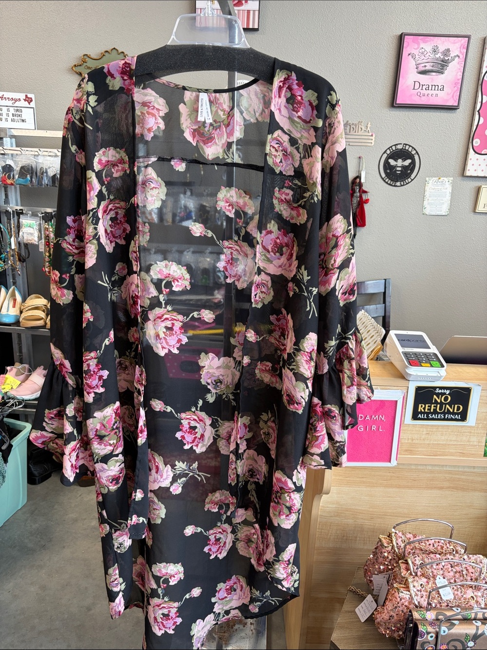Live 4 Truth Black Sheer Floral Kimono with Pink Roses E9ZL14